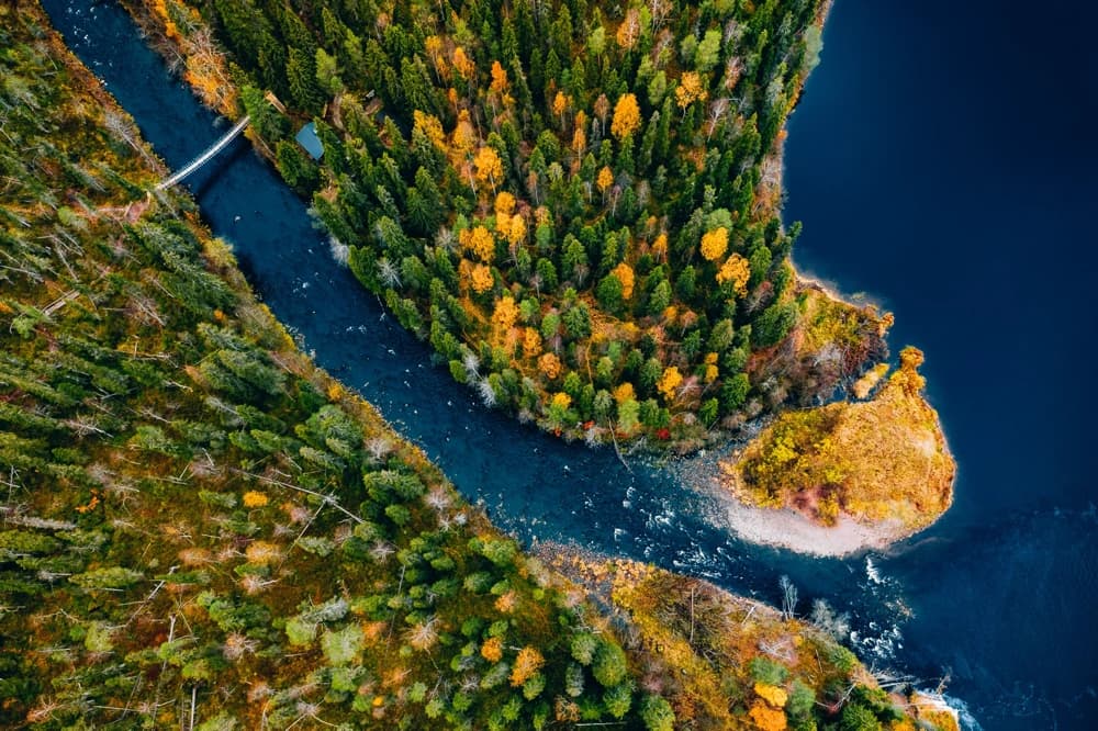 Análisis geomorfológico del lecho fluvial mediante nubes de puntos