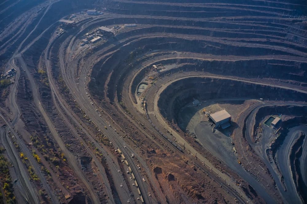 Cálculo de volúmenes y análisis diferencial en explotaciones mineras a partir de nubes de puntos